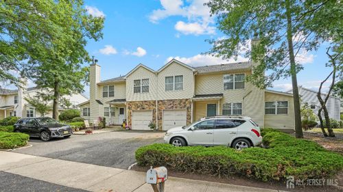 99 Exeter Ct, Piscataway, NJ, 08854-6613 | Card Image