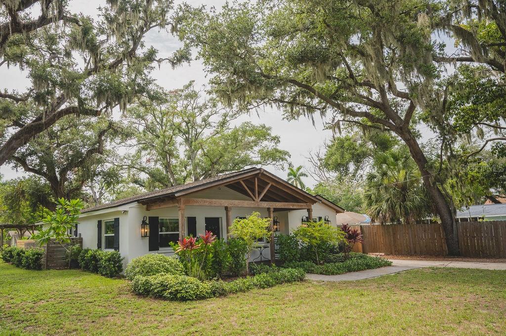 Residential in BRADENTON 4