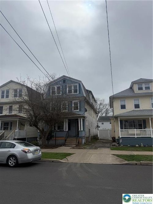 2-122 2nd Ave, Kingston, PA, 18704-5739 | Card Image