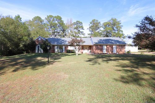 1600 Christine Dr, McComb, MS, 39648-2002 | Card Image