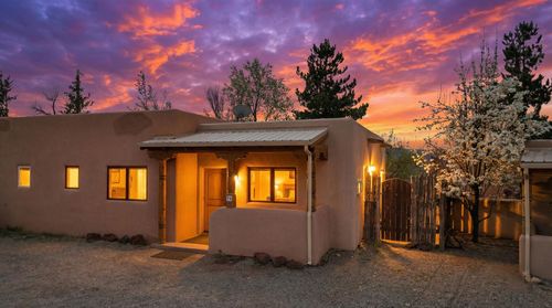 16-630 Zuni St, Taos, NM, 87571-6616 | Card Image