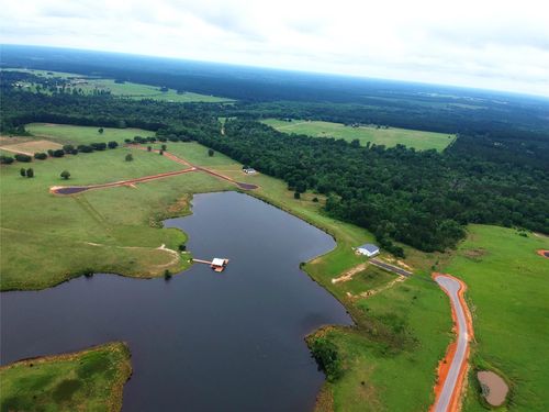 Lot 172 E Lakeland Ct, Hillister, TX, 77624 | Card Image