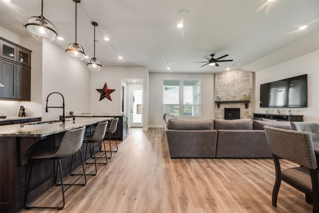 1821 Rough Ridge Trl, House other with 3 bedrooms, 2 bathrooms and null parking in Midlothian TX | Image 14