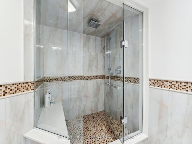 604 - 7 Townsgate Dr, Condo with 2 bedrooms, 2 bathrooms and 2 parking in Vaughan ON | Image 8