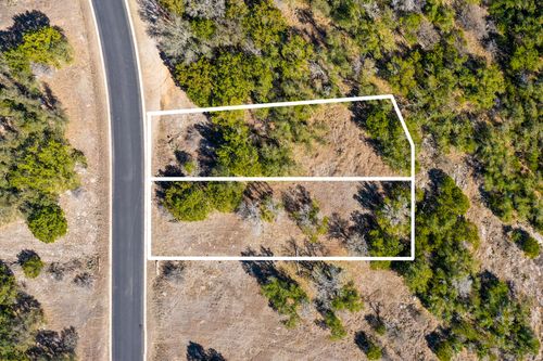 40018 Hi Ridge Rd, Horseshoe Bay, TX, 78657 | Card Image