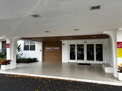 apt-2i-1800 N Andrews Ave, Fort Lauderdale, FL, 33311-3901 | Card Image