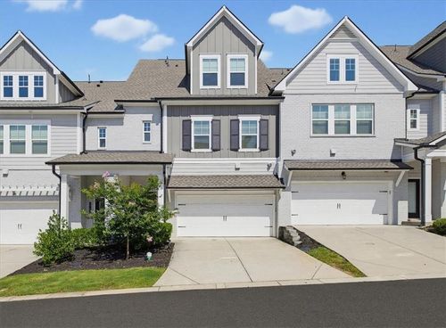 2784 Bell Dr Se, Smyrna, GA, 30080-2602 | Card Image
