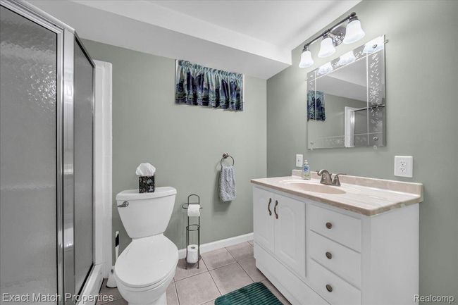 Beautiful lower level full bathroom | Image 38