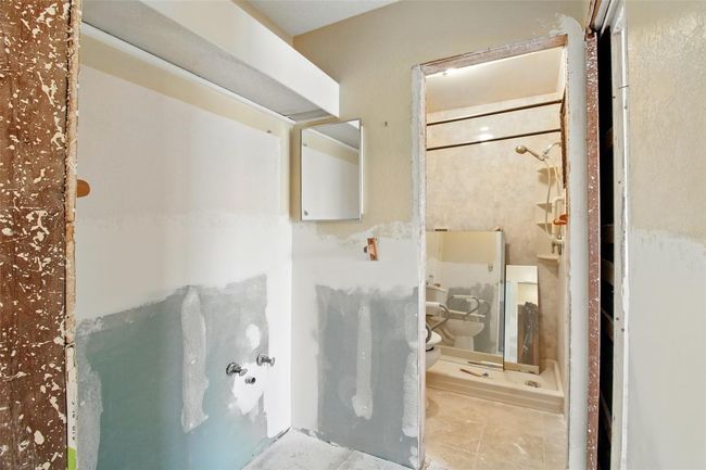 APT-4 - 1671 Cape Ann Ave Ne, Condo with 2 bedrooms, 2 bathrooms and null parking in St Petersburg FL | Image 20