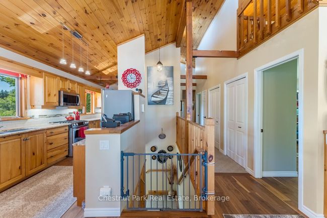 247 Wapaska Cres, House other with 5 bedrooms, 3 bathrooms and 3 parking in Gravenhurst ON | Image 25