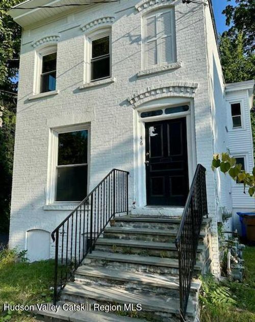 unit-1-140 Albany Ave, Kingston, NY, 12401-2562 | Card Image