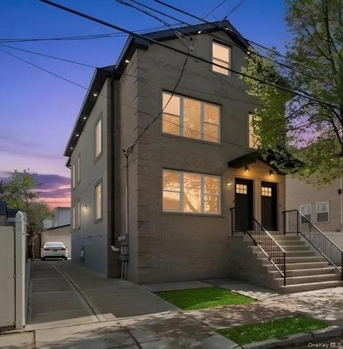 150-50 119th Rd, New York, NY, 11434 | Card Image