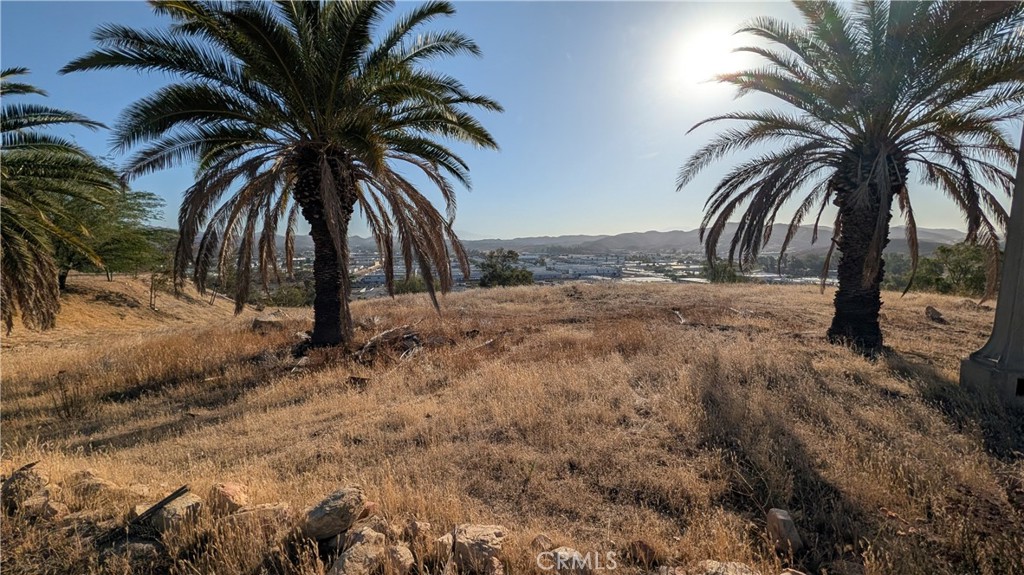 Land in Lake Elsinore 4