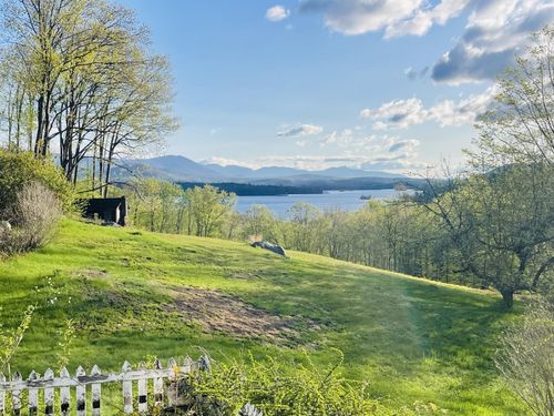 197 Shepard Hill Rd, Holderness, NH, 03245-5608 | Card Image