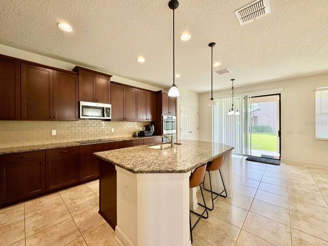 19502 Sea Myrtle Way, House other with 4 bedrooms, 4 bathrooms and null parking in TAMPA FL | Image 6