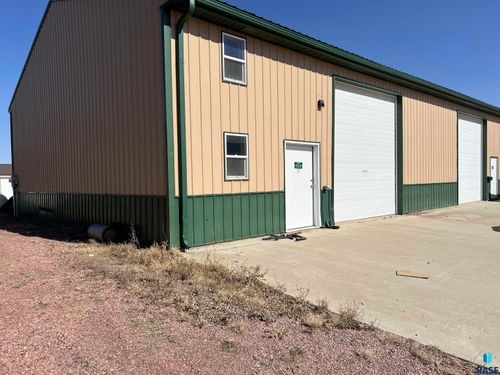 24630 475th Ave Avenue, Dell Rapids, SD, 57022 | Card Image