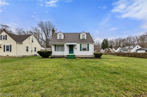 2249 Coleman Drive, Youngstown, OH, 44511 | Card Image