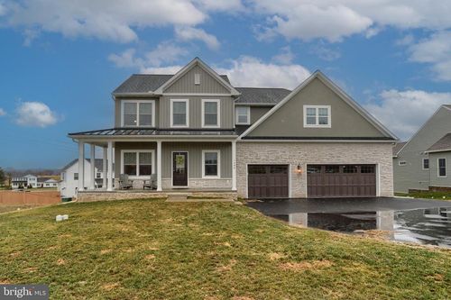 1584 Harrisburg Ave, MOUNT JOY, PA, 17552-9622 | Card Image