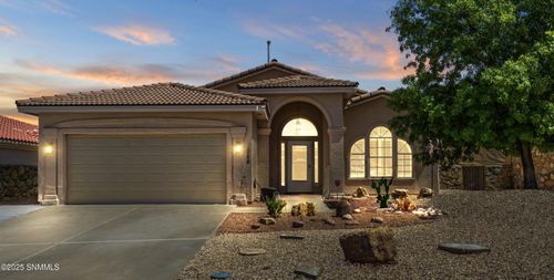 1944 Sedona Hills Pkwy, Las Cruces, NM, 88011-4102 | Card Image