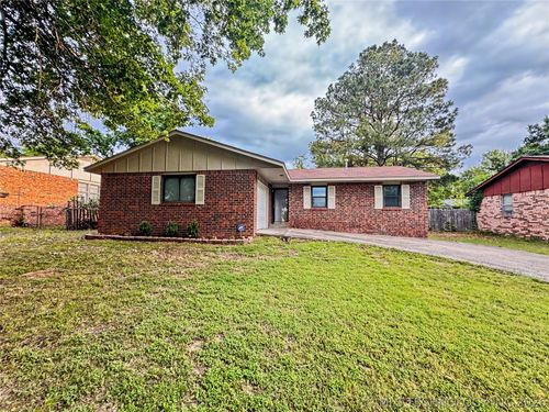 313 Dogwood Dr, Tahlequah, OK, 74464-5107 | Card Image