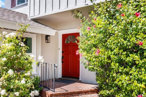 3511 Paraiso, La Crescenta, CA, 91214 | Card Image