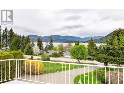 2382 Tamerac Terr, House other with 3 bedrooms, 3 bathrooms and 5 parking in Sorrento BC | Image 3