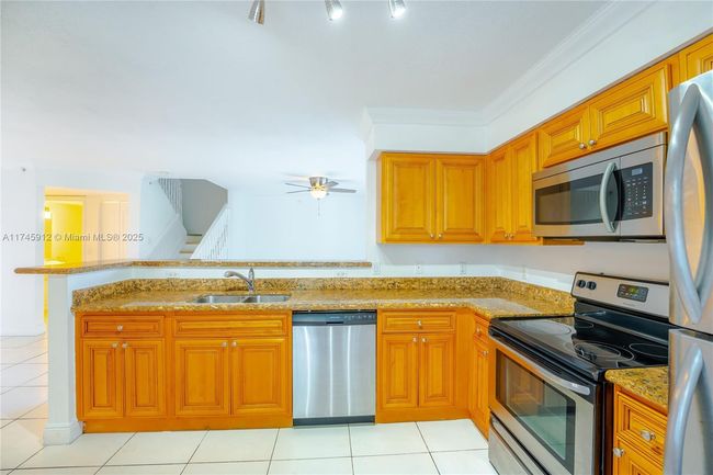 APT-112 - 12178 Saint Andrews Pl, Condo with 3 bedrooms, 3 bathrooms and null parking in Miramar FL | Image 6