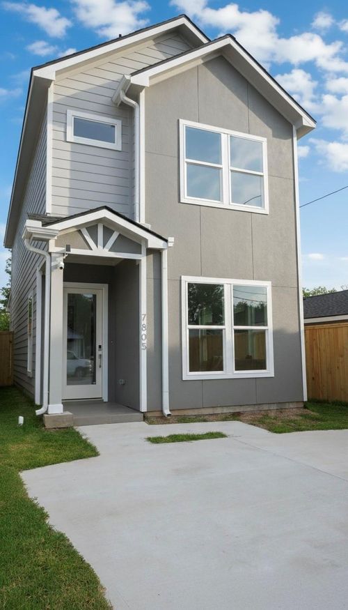 7805 Avenue E, Houston, TX, 77012-1352 | Card Image