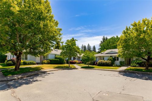 11-595 Evergreen Rd, Campbell River, BC, V9W7R4 | Card Image