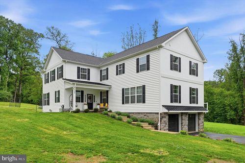 120 Ivy Mills Rd, GLEN MILLS, PA, 19342-1467 | Card Image