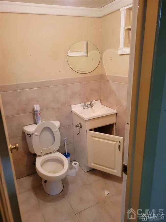 17 J F Kennedy Drive, Sold in Milltown Zoocasa