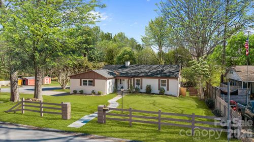 1722 Hartford Dr, Gastonia, NC, 28052-0953 | Card Image