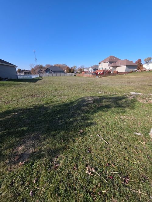 206 Hickory St, Peotone, IL, 60468-9822 | Card Image