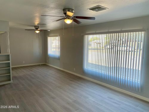 7519 N 59th Lane, Glendale, AZ, 85301 | Card Image