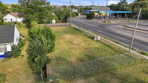 2202 N Minneapolis, Wichita, KS, 67219 | Card Image