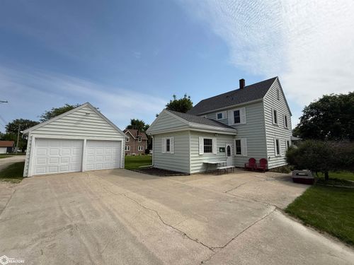 411 N Main St, Buffalo Center, IA, 50424-7759 | Card Image