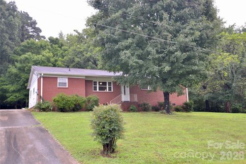 2055 Goodson Rd, Salisbury, NC, 28147-8405 | Card Image