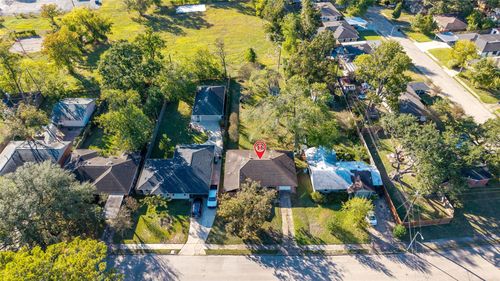 4801 Sanborn Dr, Houston, TX, 77092-3611 | Card Image