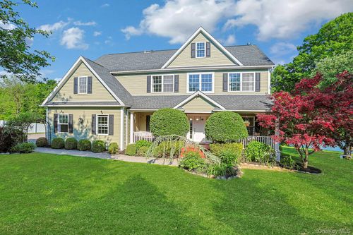 288 Lafayette Ave, Cortlandt Manor, NY, 10567-6754 | Card Image