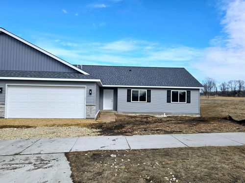 2025 Clark Street, Saint Peter, MN, 56082 | Card Image