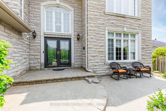 19 Ridgestone Dr, House other with 6 bedrooms, 5 bathrooms and 6 parking in Richmond Hill ON | Image 6