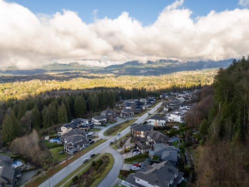 11000 Carmichael St, Maple Ridge, BC, V2W0H3 | Card Image