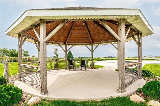 31506 Pioneer Trl, House other with 6 bedrooms, 3 bathrooms and 8 parking in Treynor IA | Image 81