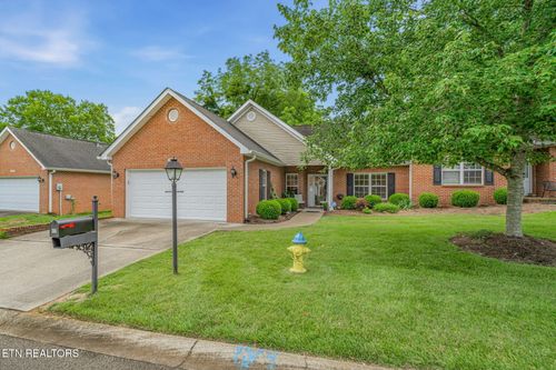 412 Woodlawn Gardens Way, Knoxville, TN, 37920 | Card Image