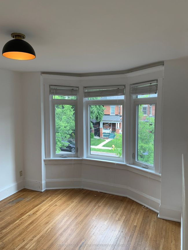 55 Browning Ave, House attached with 4 bedrooms, 1 bathrooms and null parking in Toronto ON | Image 4