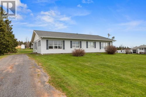 7 Bayview Cres, Souris West, PE, C0A2B0 | Card Image