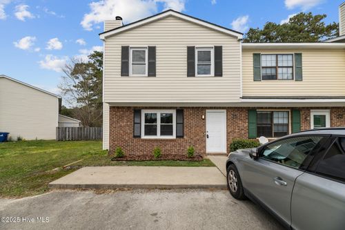 21 Donnell Ave, Havelock, NC, 28532-2400 | Card Image