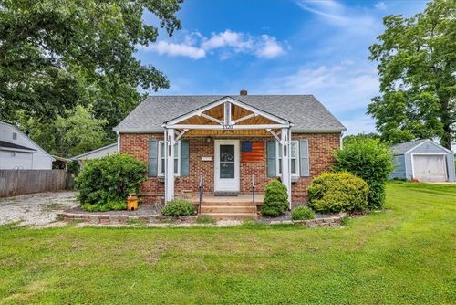 3320 E Chestnut Avenue, Decatur, IL, 62521 | Card Image