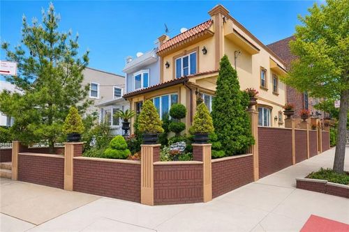 8225 7th Ave, Brooklyn, NY, 11228-2806 | Card Image