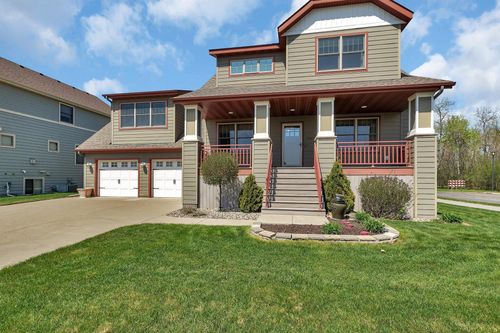 1901 11th St N, Sartell, MN, 56377-4586 | Card Image